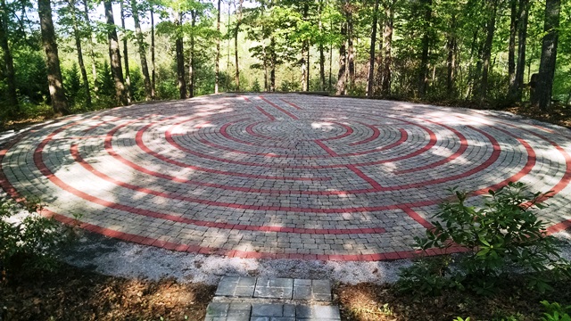 Quiet Day Around&nbsp;Hinton