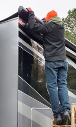 Thawing slide toppers